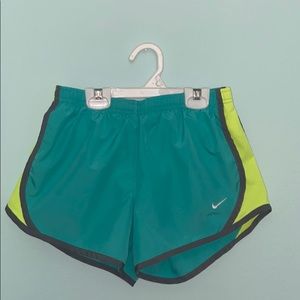 Running shorts